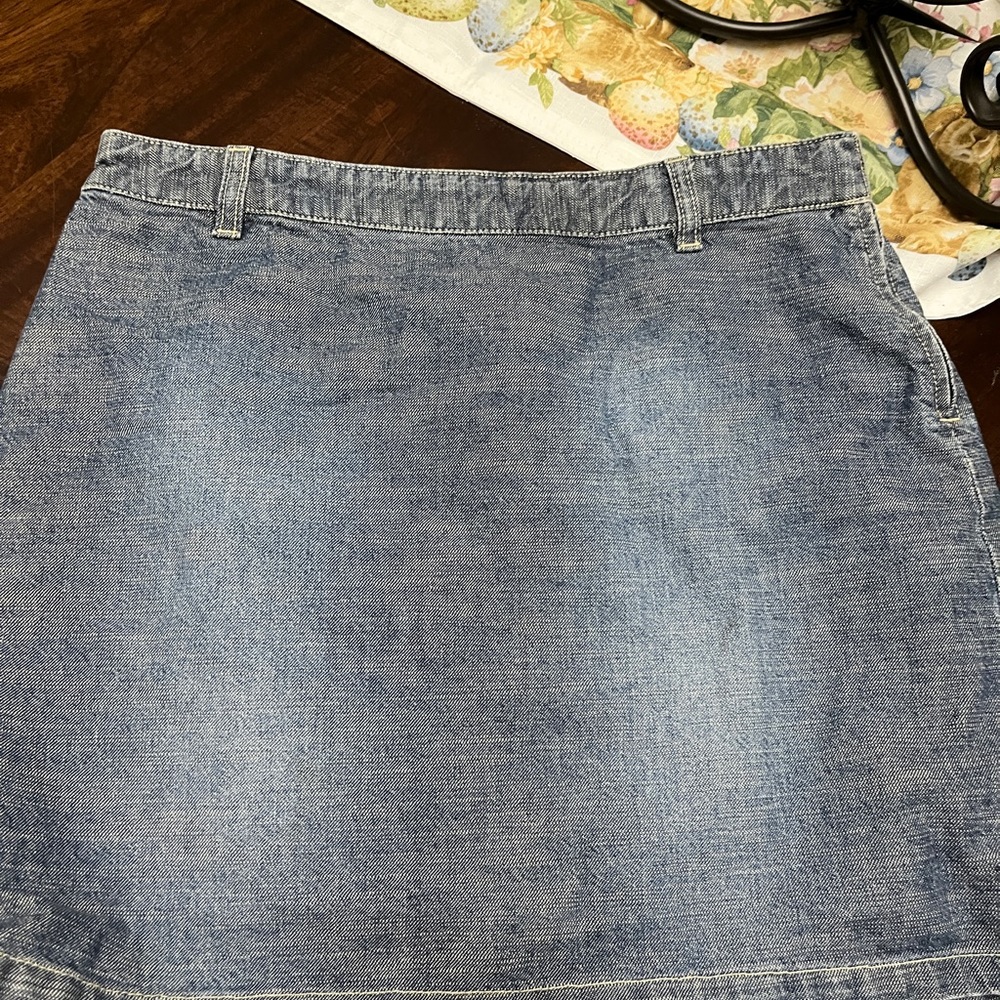 Tommy skirt with side zipper